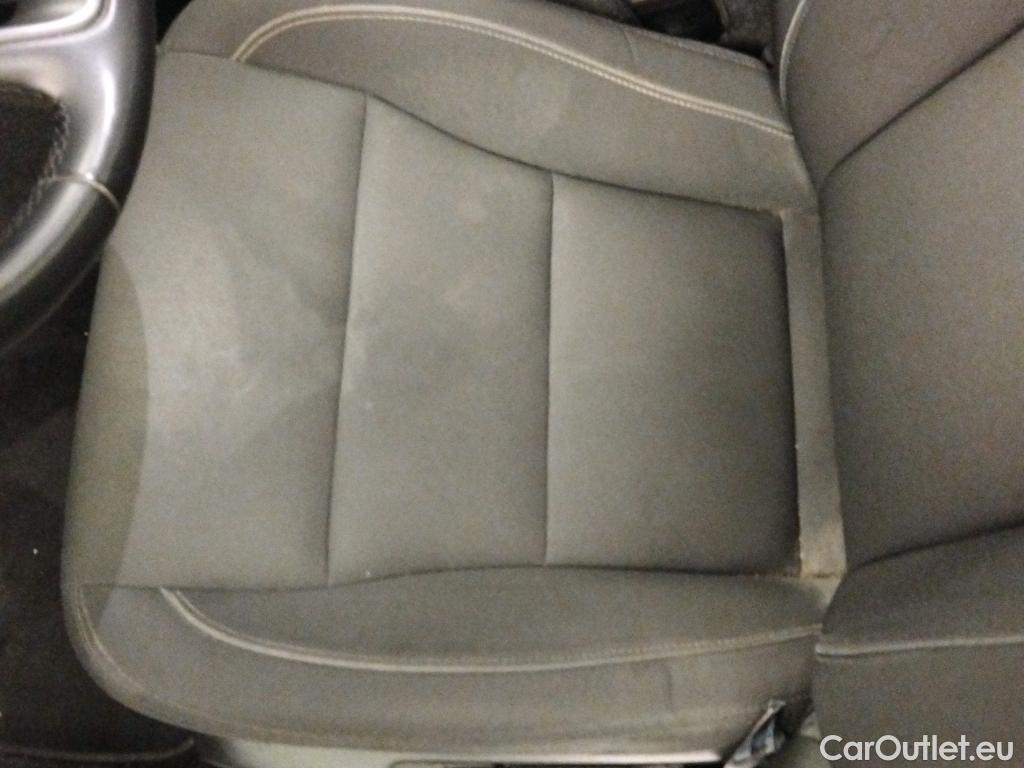  Volvo  XC 40 VOLVO XC40 / 2017 / 5P / todoterreno 1.5 T3 Momentum Pro Auto #3