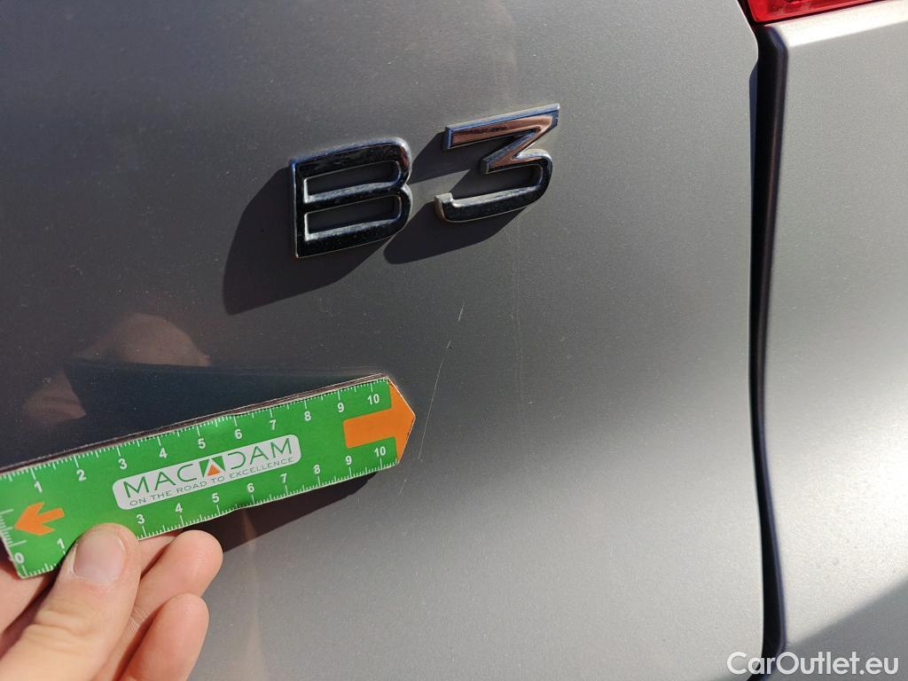  Volvo  XC 40 VOLVO XC40 / 2021 / 5P / todoterreno 2.0 B3 G Plus Dark Auto #4