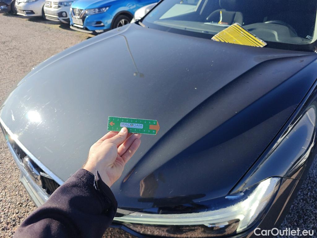  Volvo  XC60 VOLVO  / 2017 / 5P / todoterreno 2.0 B4 D Momentum Pro Auto #31