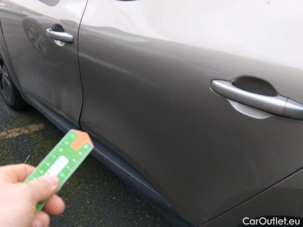  Renault  Scenic RENAULT Scénic / 2016 / 5P / monovolumen compacto Zen Energy dCi 96kW (130CV) #6