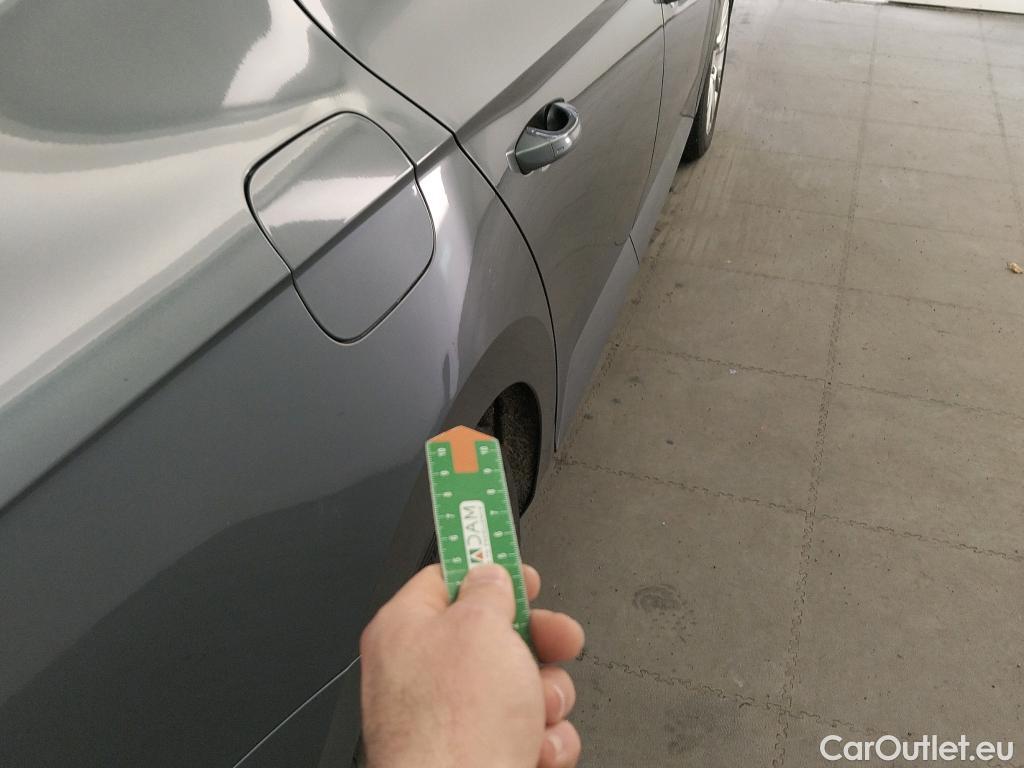  Skoda  Superb SKODA  / 2019 / 5P / berlina con portón 2.0 TDI 110kW (150CV) DSG Ambition #12