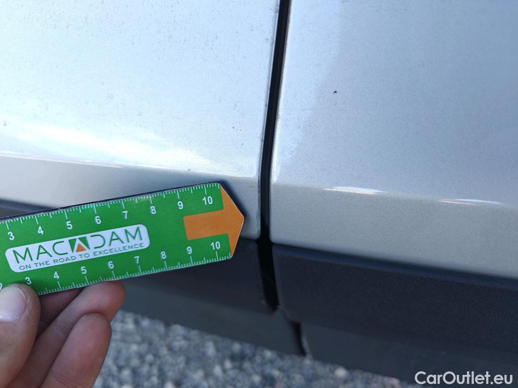  Volvo  XC 40 VOLVO XC40 / 2021 / 5P / todoterreno 2.0 B3 G Plus Dark Auto #21