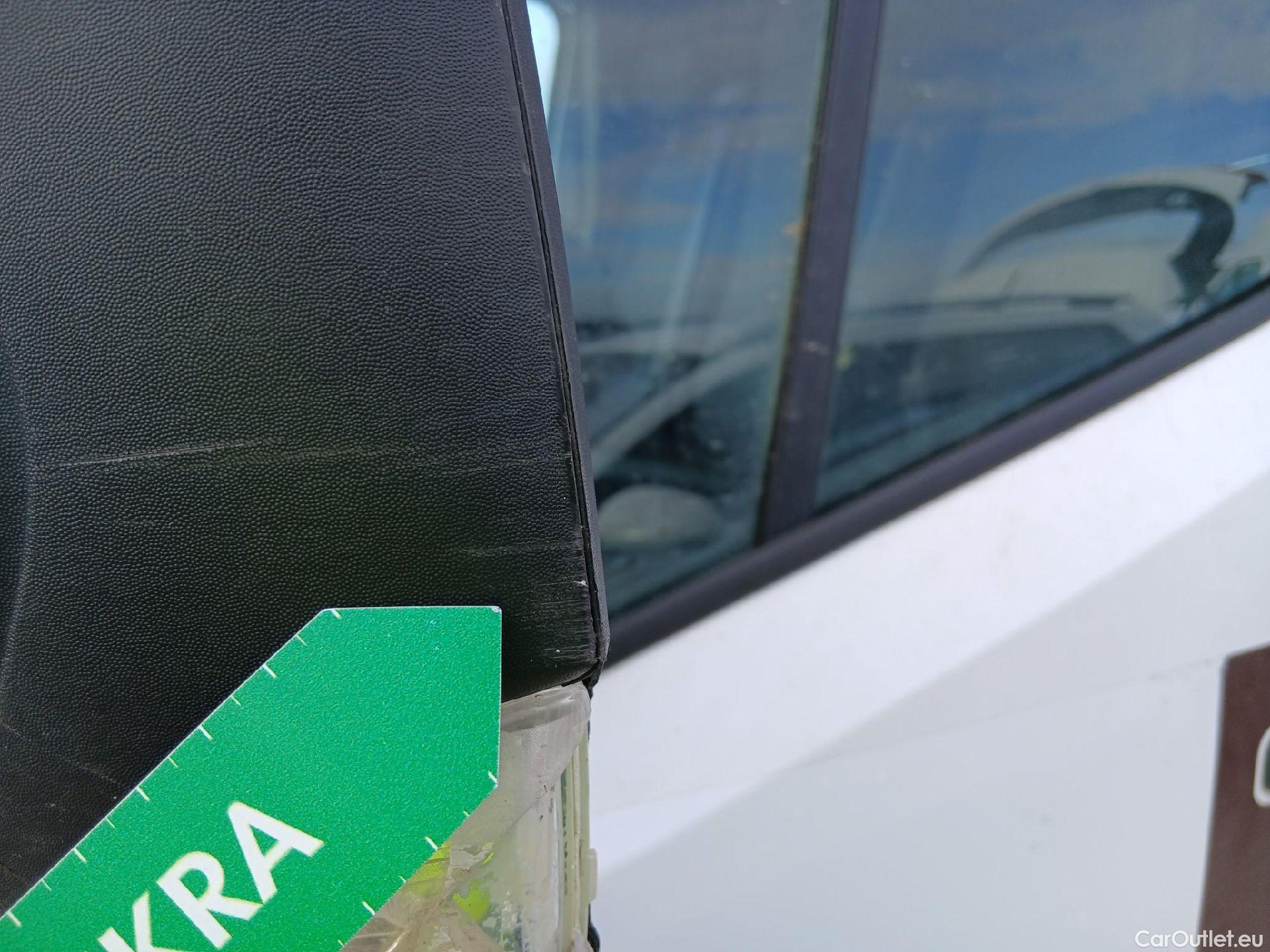  Renault  Master RENAULT  / 2014 / 4P / furgón Furgón T L2H2 3500 dCi 96kW (130CV) (CX) #23