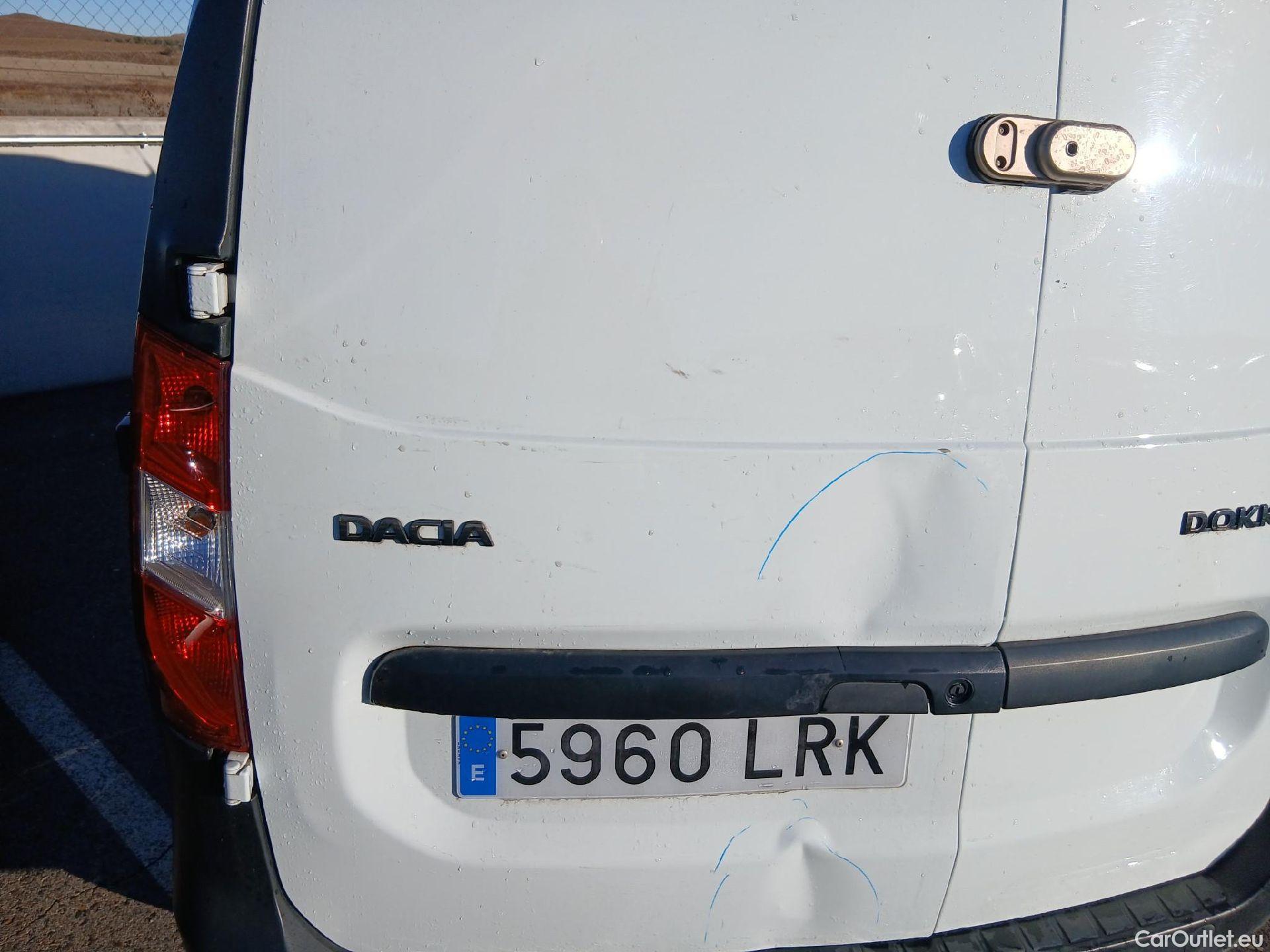  Dacia  Dokker DACIA  / 2013 / 4P / furgón derivado de turismo Van Essential Blue dCi 70kW (95CV) #25