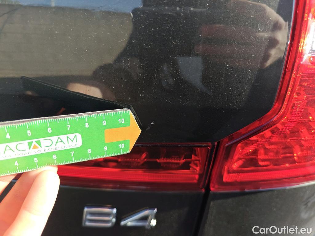  Volvo  XC60 VOLVO  / 2017 / 5P / todoterreno 2.0 B4 D Momentum Pro Auto #42