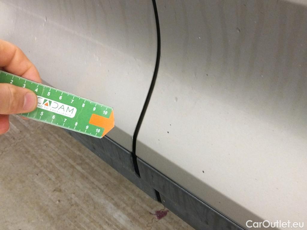  Volvo  XC 40 VOLVO XC40 / 2017 / 5P / todoterreno 1.5 T3 Momentum Pro Auto #8