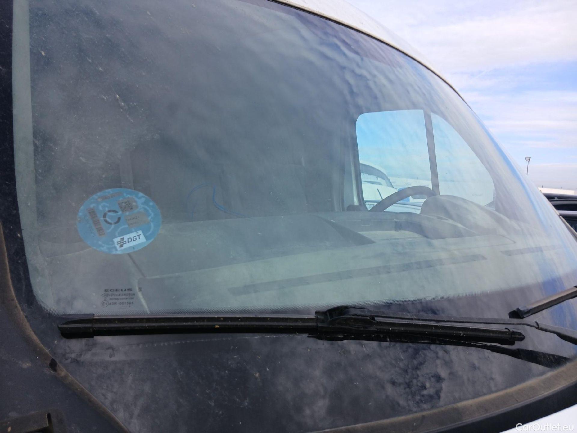  Renault  Master RENAULT  / 2014 / 4P / furgón Furgón T L2H2 3500 dCi 96kW (130CV) (CX) #11