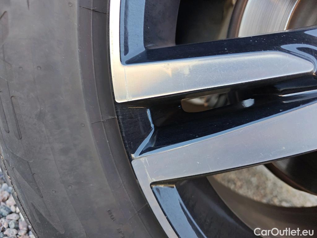  Volvo  XC 40 VOLVO XC40 / 2021 / 5P / todoterreno 2.0 B3 G Plus Dark Auto #13