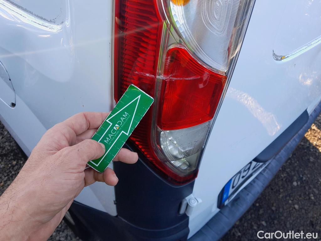  Renault  Kangoo RENAULT  Furgón/2013/3P/furgón derivado de turismo Profesional dCi 55 kW (75 CV) #32