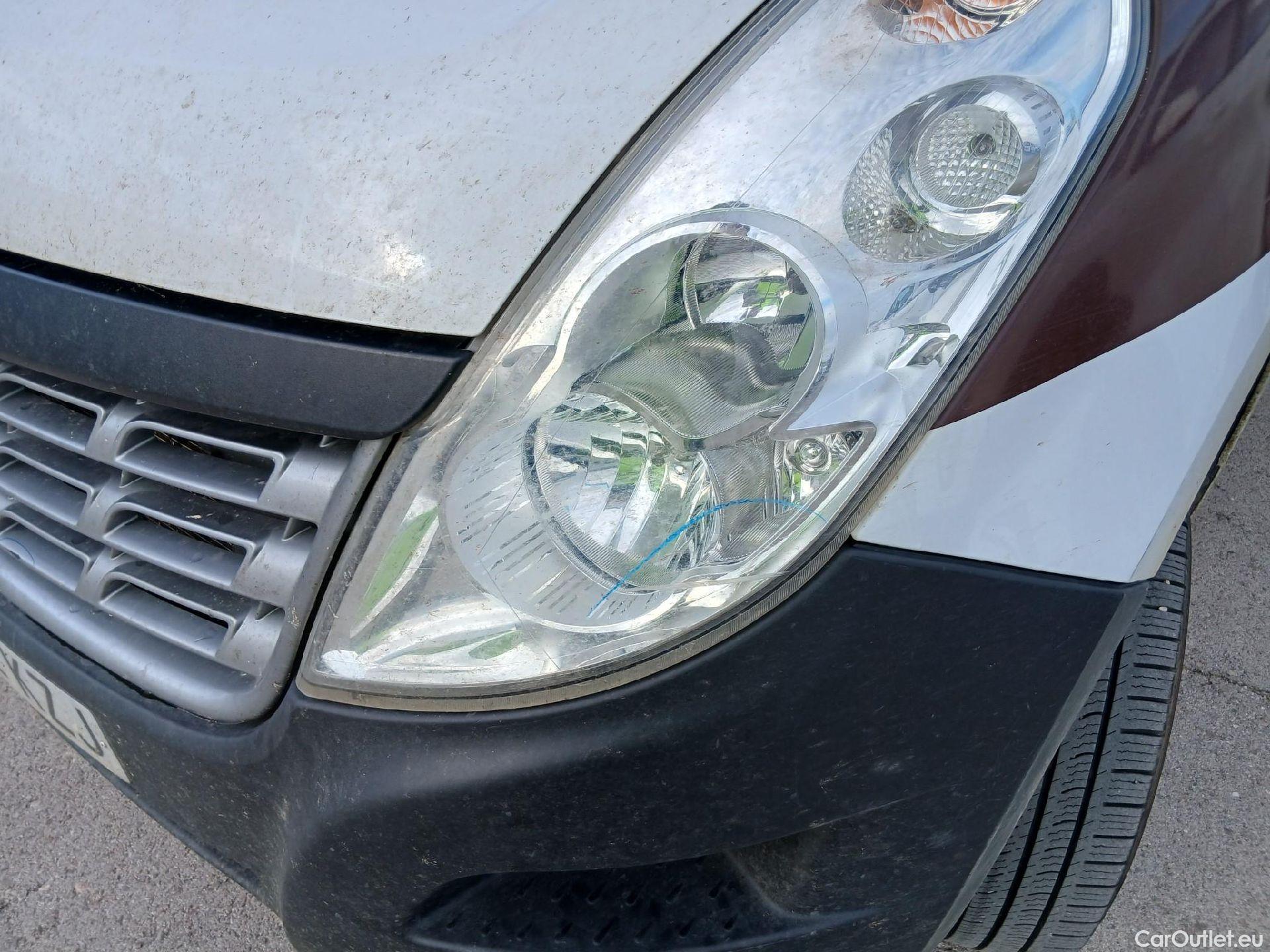  Renault  Master RENAULT  / 2014 / 4P / furgón Furgón T L2H2 3500 dCi 96kW (130CV) (CX) #17