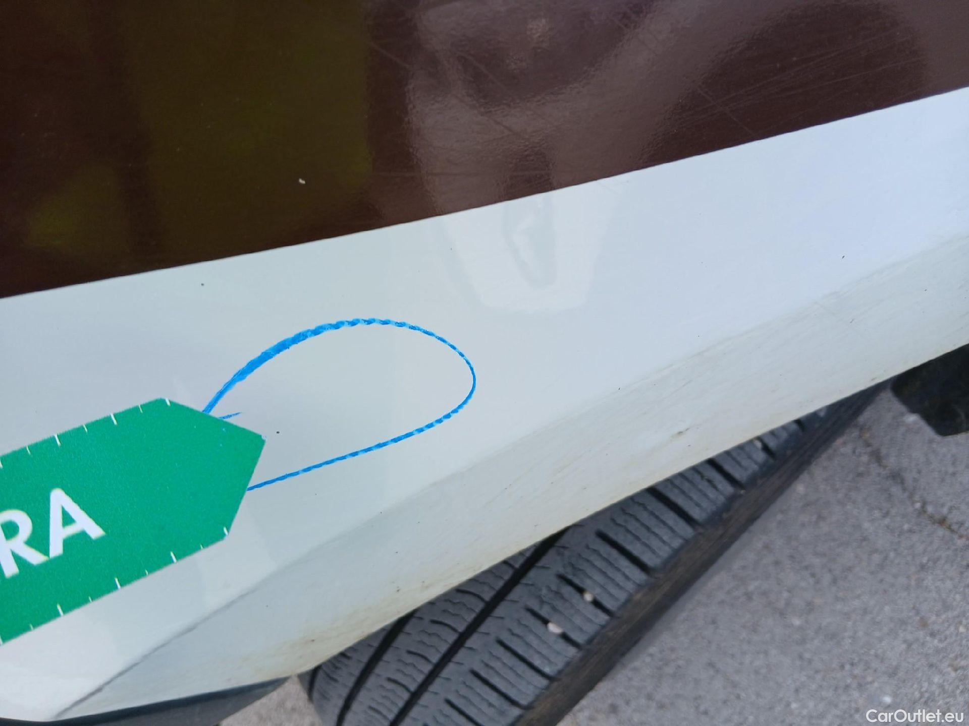  Renault  Master RENAULT  / 2014 / 4P / furgón Furgón T L2H2 3500 dCi 96kW (130CV) (CX) #19