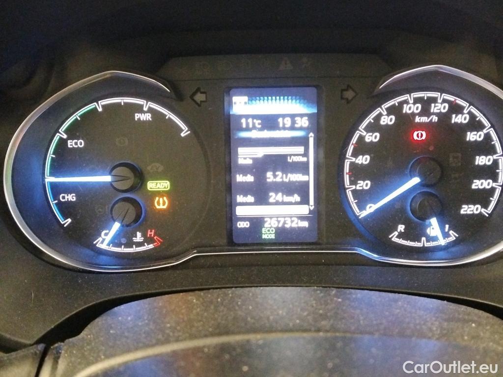  Toyota  Yaris TOYOTA  / 2017 / 5P / berlina con portón 1.5 100H Active #10