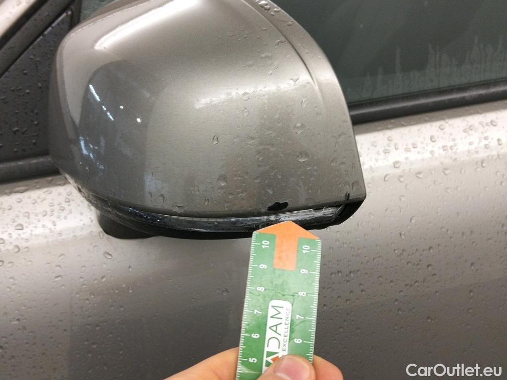  Volvo  XC 40 VOLVO XC40 / 2017 / 5P / todoterreno 1.5 T3 Momentum Pro Auto #6