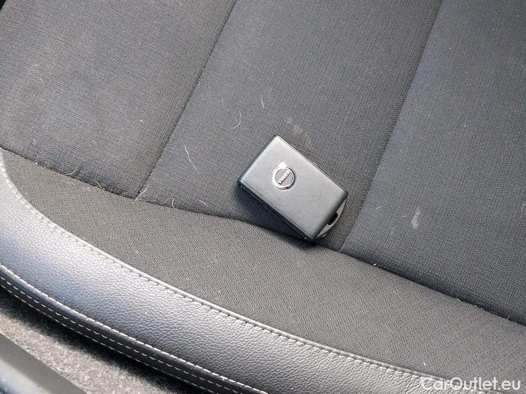  Volvo  XC 40 VOLVO XC40 / 2017 / 5P / todoterreno 2.0 D3 Business Plus Auto #2