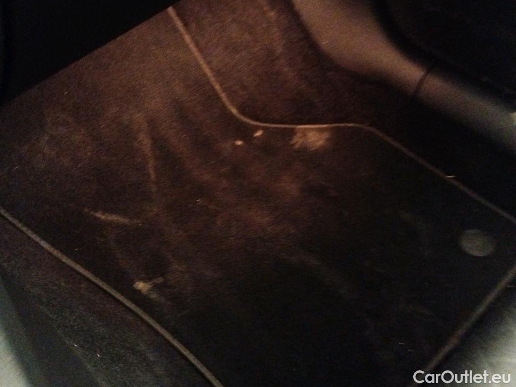  Skoda  Superb SKODA  / 2019 / 5P / berlina con portón 2.0 TDI 110kW (150CV) DSG Ambition #22