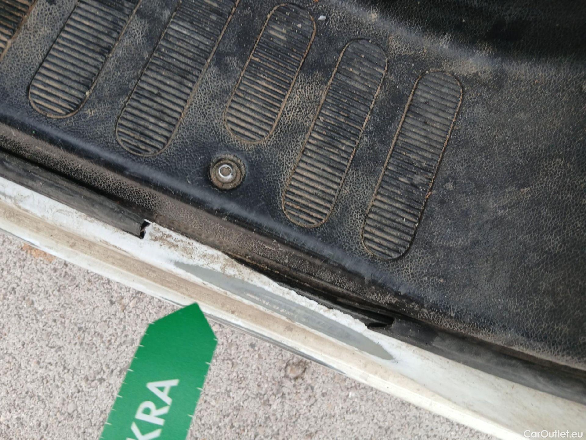  Renault  Master RENAULT  / 2014 / 4P / furgón Furgón T L2H2 3500 dCi 96kW (130CV) (CX) #5