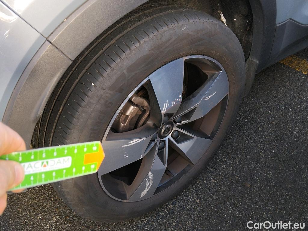  Volvo  XC 40 VOLVO XC40 / 2017 / 5P / todoterreno 2.0 D3 Business Plus Auto #6