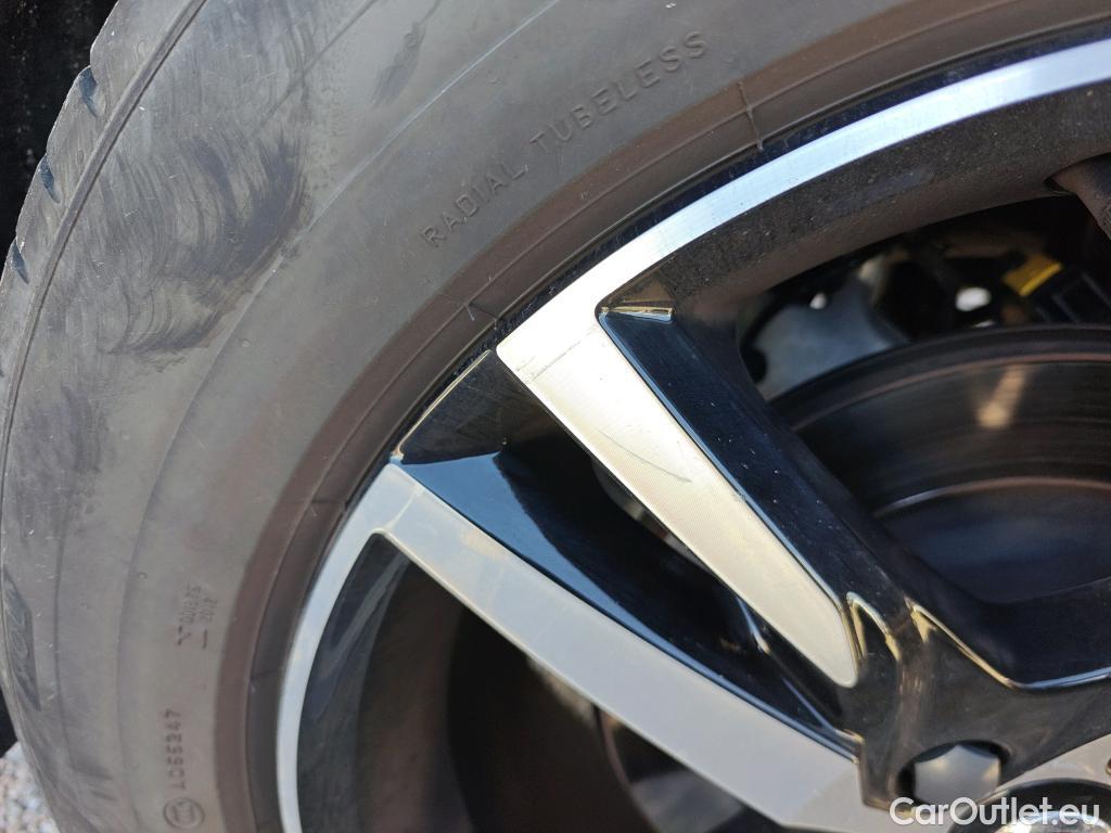  Volvo  XC 40 VOLVO XC40 / 2021 / 5P / todoterreno 2.0 B3 G Plus Dark Auto #14