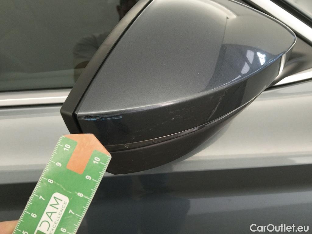  Skoda  Superb SKODA  / 2019 / 5P / berlina con portón 2.0 TDI 110kW (150CV) DSG Ambition #39