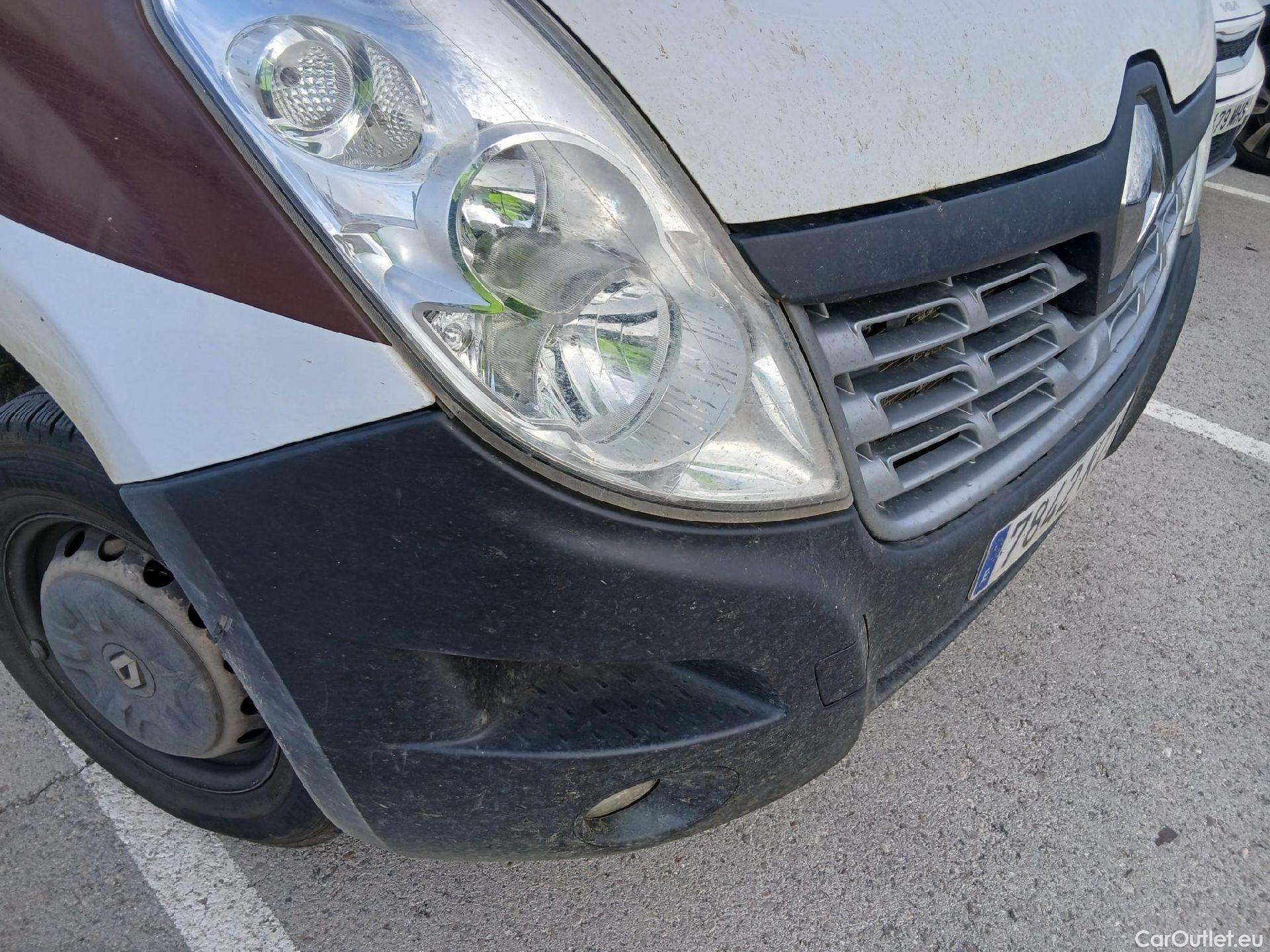  Renault  Master RENAULT  / 2014 / 4P / furgón Furgón T L2H2 3500 dCi 96kW (130CV) (CX) #13