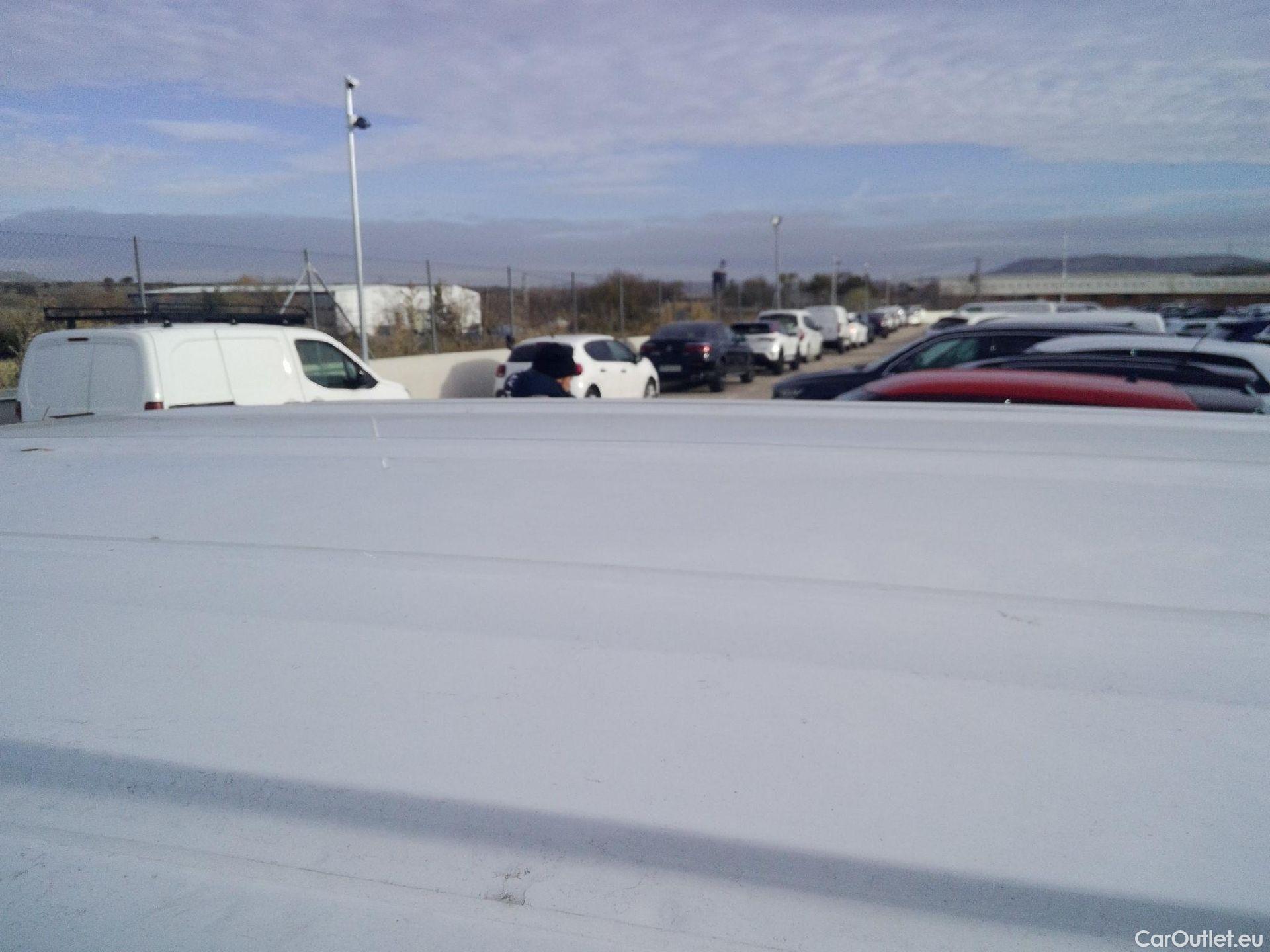  Renault  Kangoo RENAULT  Z.E./2013/3P/furgón derivado de turismo Z.E. #49