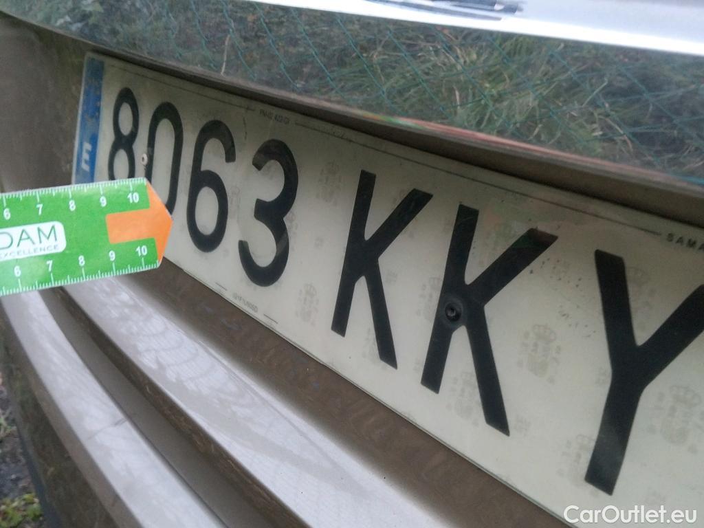  Renault  Scenic RENAULT Scénic / 2016 / 5P / monovolumen compacto Zen Energy dCi 96kW (130CV) #32