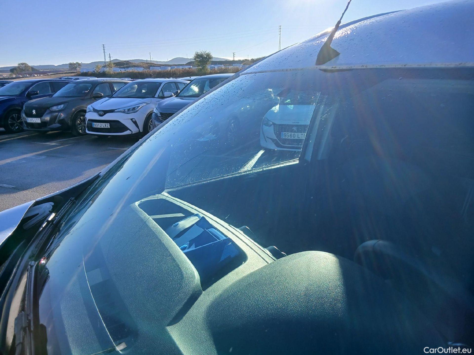  Dacia  Dokker DACIA  / 2013 / 4P / furgón derivado de turismo Van Essential Blue dCi 70kW (95CV) #9