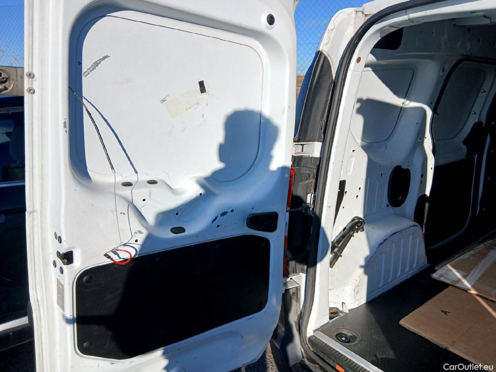  Dacia  Dokker DACIA  / 2013 / 4P / furgón derivado de turismo Van Essential Blue dCi 70kW (95CV) #3