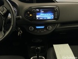  Toyota  Yaris TOYOTA  / 2017 / 5P / berlina con portón 1.5 100H Active #13