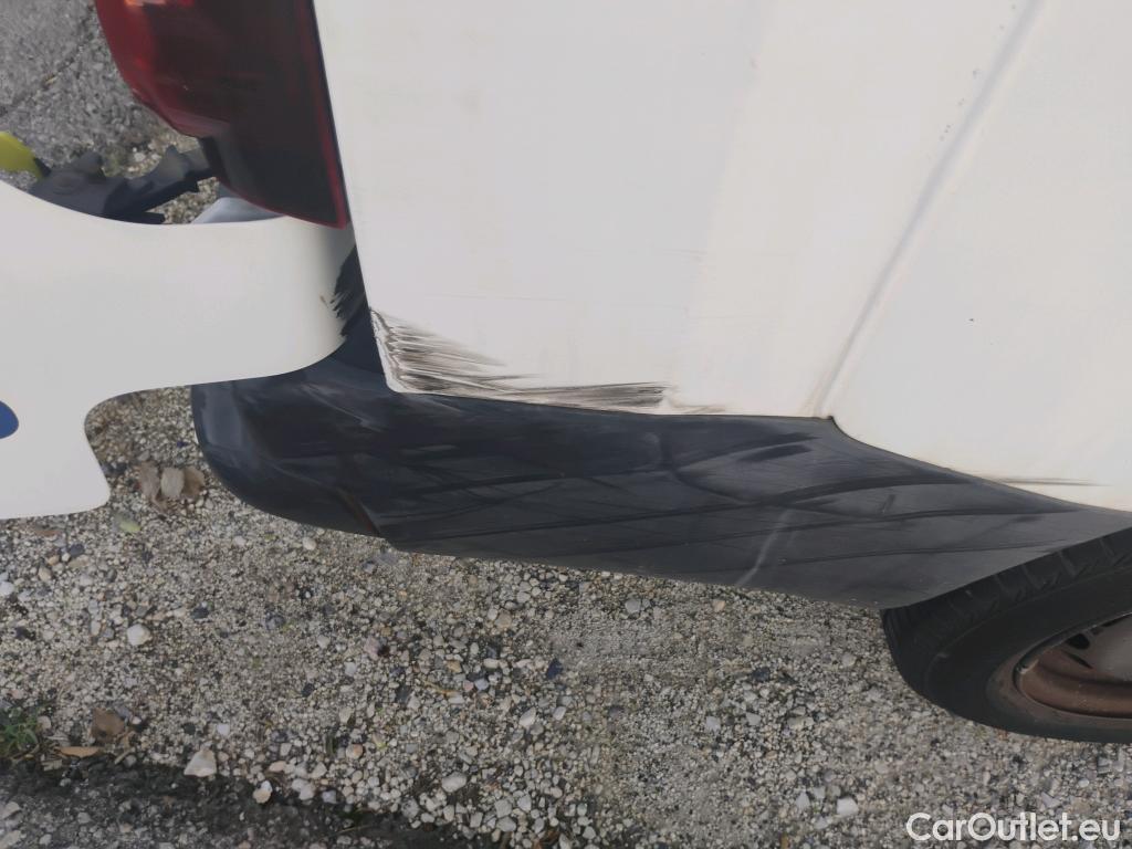  Peugeot  Partner PEUGEOT  VU 4p 2G furgón derivado de Furgón Confort PackL2 BlueHDi 73KW (100) #18