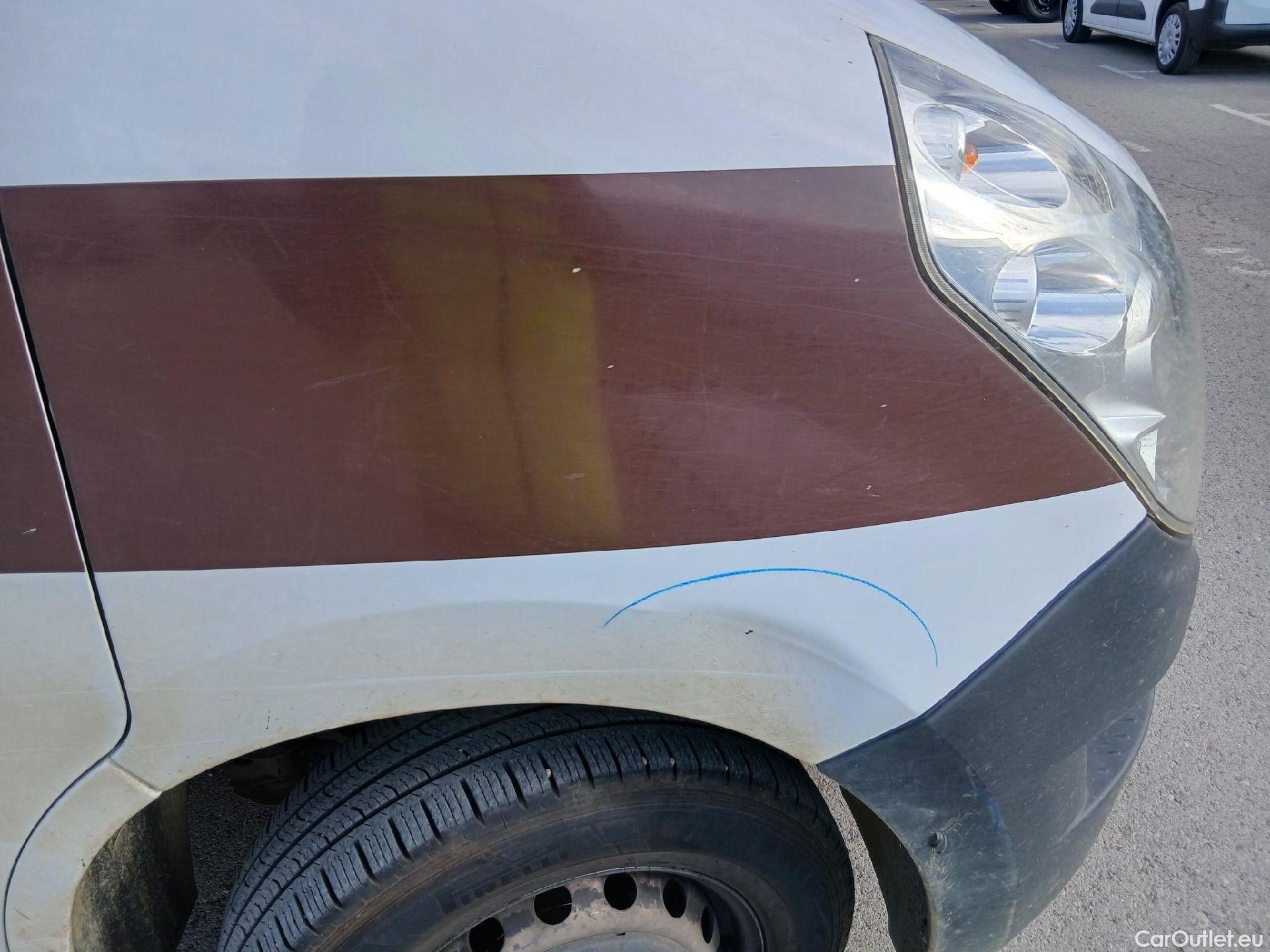  Renault  Master RENAULT  / 2014 / 4P / furgón Furgón T L2H2 3500 dCi 96kW (130CV) (CX) #44