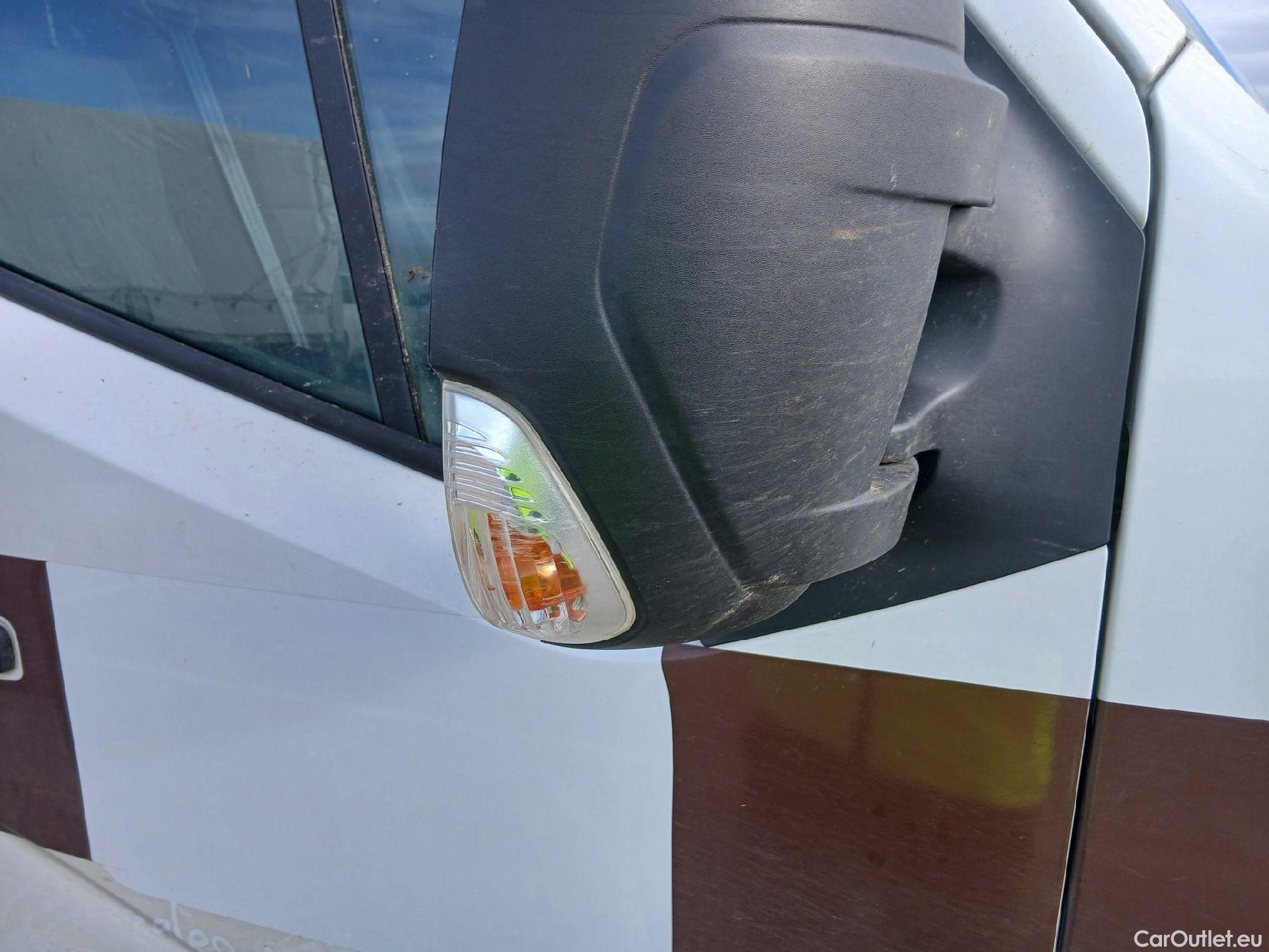  Renault  Master RENAULT  / 2014 / 4P / furgón Furgón T L2H2 3500 dCi 96kW (130CV) (CX) #43