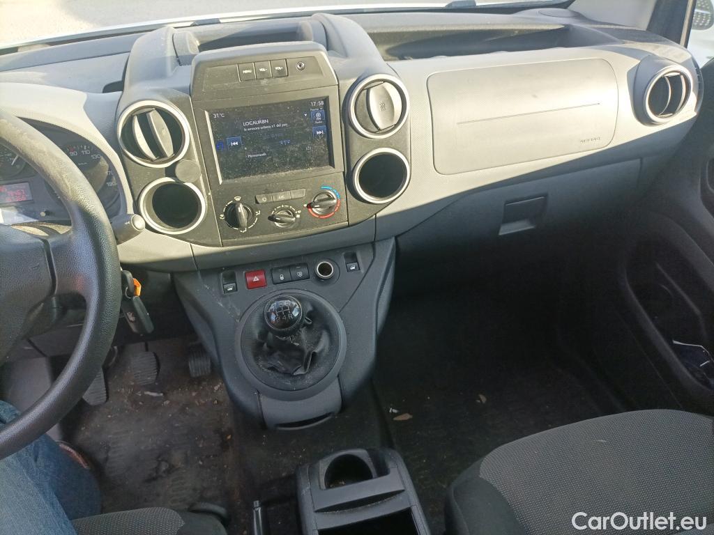  Peugeot  Partner PEUGEOT  VU 4p 2G furgón derivado de Furgón Confort PackL2 BlueHDi 73KW (100) #2