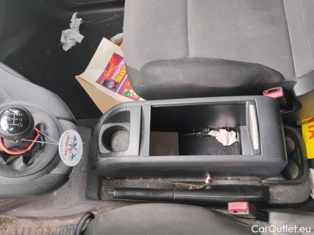  Peugeot  Partner PEUGEOT  VU 4p 2G furgón derivado de Furgón Confort PackL2 BlueHDi 73KW (100) #20