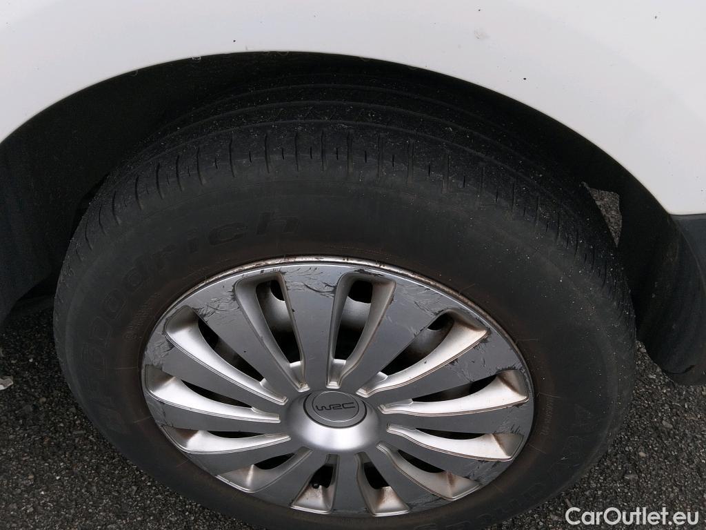  Peugeot  Partner PEUGEOT  / 2015 / 3P / furgón derivado de turismo Furgón Confort L1 BlueHDi 73KW (100CV) #41