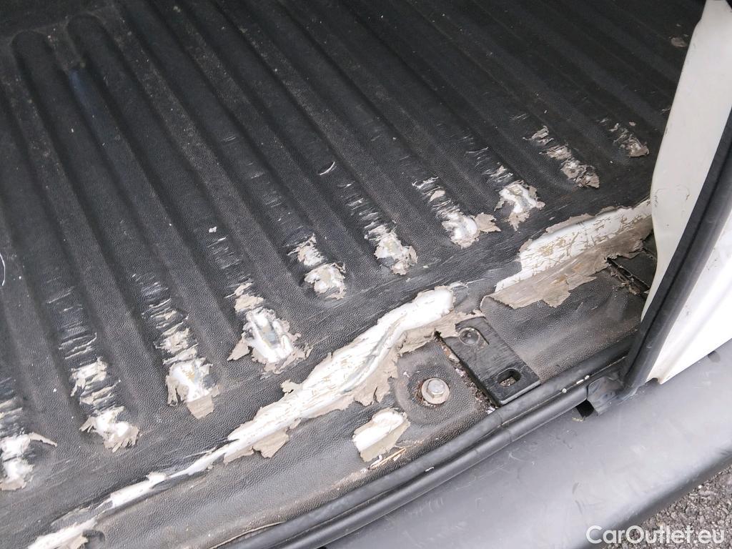  Peugeot  Partner PEUGEOT  / 2015 / 3P / furgón derivado de turismo Furgón Confort L1 BlueHDi 73KW (100CV) #1