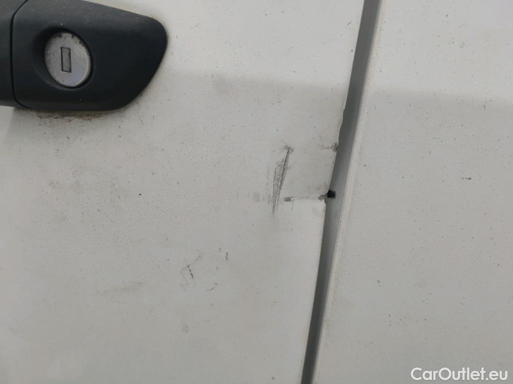  Peugeot  Partner PEUGEOT  VU 4p 2G furgón derivado de Furgón Confort PackL2 BlueHDi 73KW (100) #8