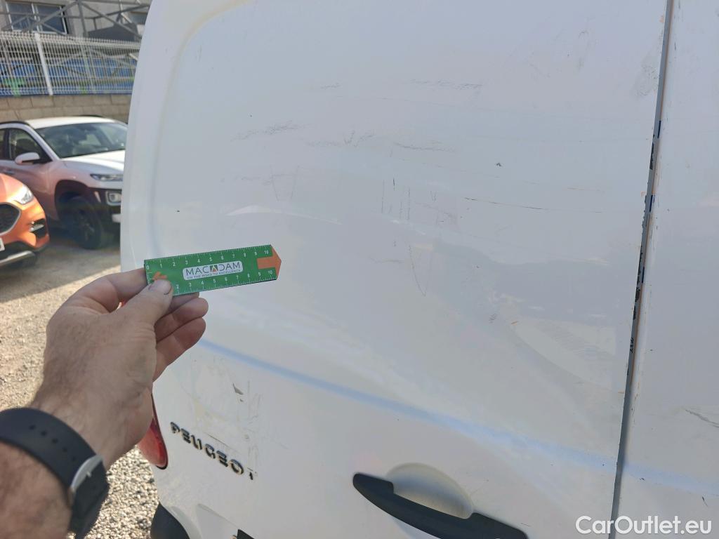  Peugeot  Partner PEUGEOT  VU 3p 2G furgón derivado de Furgón Confort L1 1.6 HDi 75 #15