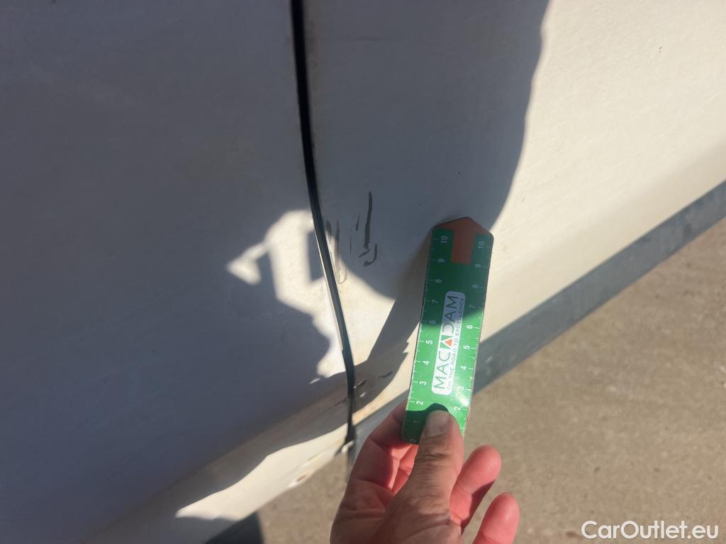  Peugeot  Expert PEUGEOT  / 2016 / 4P / furgón Furgón Premium 1.5 BlueHDi 100 Standard (AC) #27