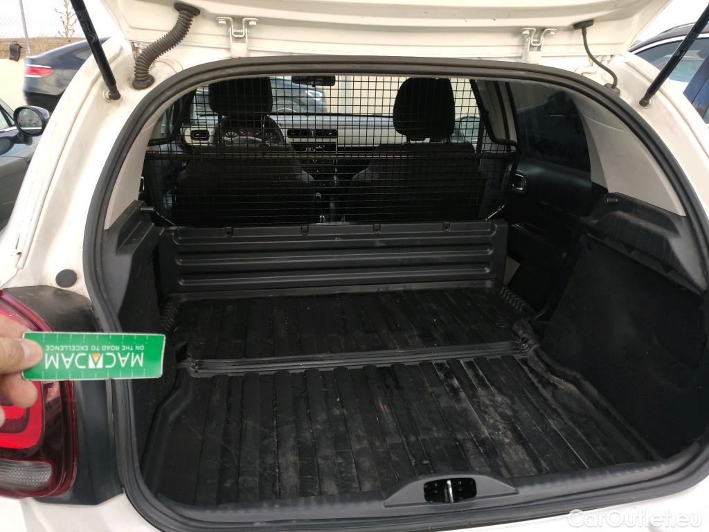  Citroen  C3 CITROEN  / 2016 / 5P / berlina comercial BlueHDi 73KW (100CV) S&S Comercial #27