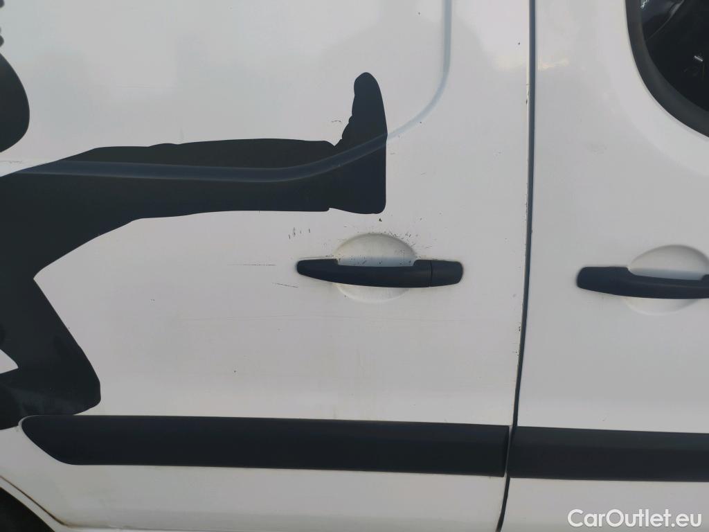  Peugeot  Partner PEUGEOT  VU 4p 2G furgón derivado de Furgón Confort PackL2 BlueHDi 73KW (100) #13