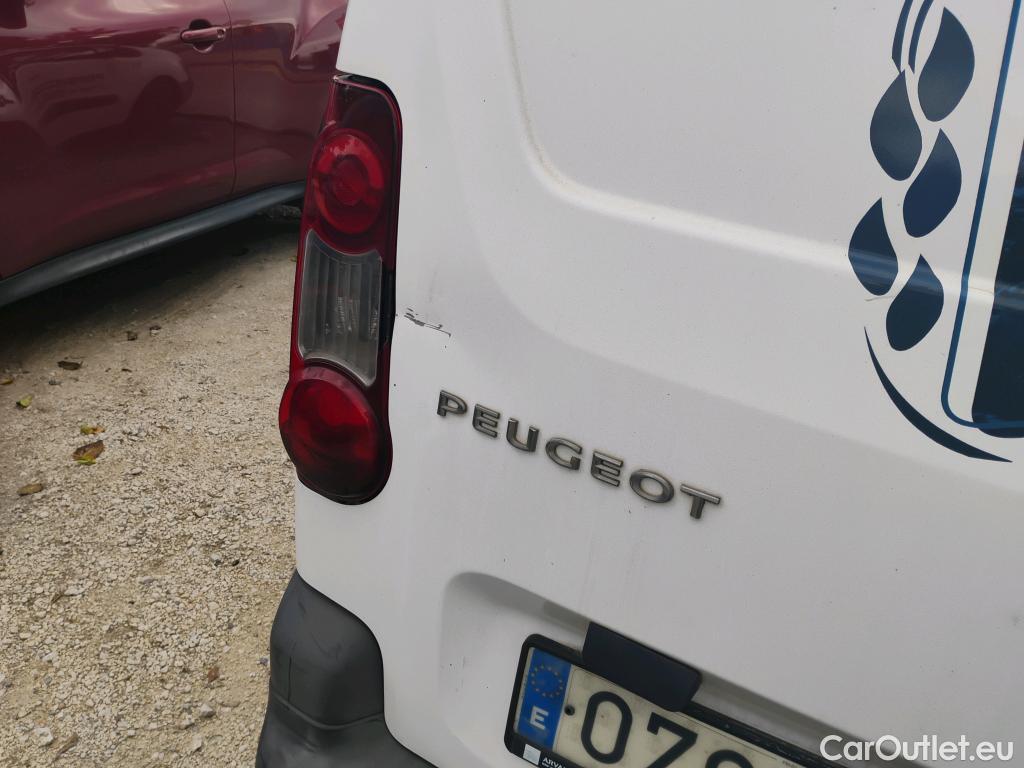  Peugeot  Partner PEUGEOT  VU 4p 2G furgón derivado de Furgón Confort PackL2 BlueHDi 73KW (100) #5
