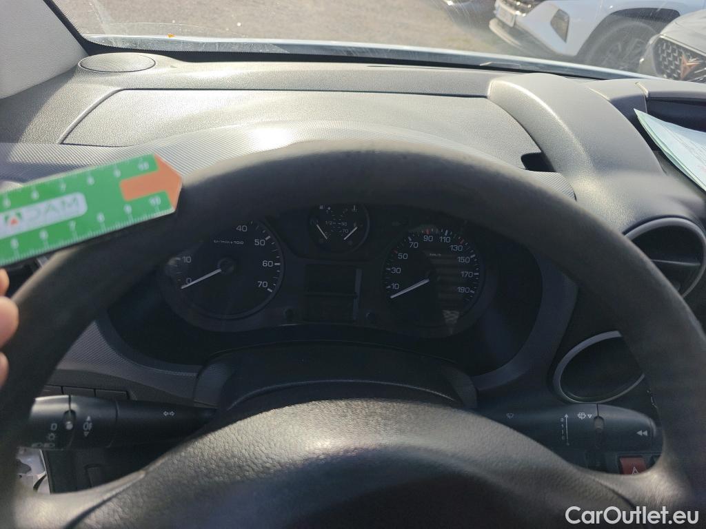  Peugeot  Partner PEUGEOT  VU 3p 2G furgón derivado de Furgón Confort L1 1.6 HDi 75 #64