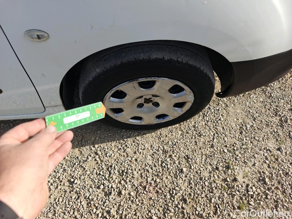  Peugeot  Partner PEUGEOT  VU 3p 2G furgón derivado de Furgón Confort L1 1.6 HDi 75 #72