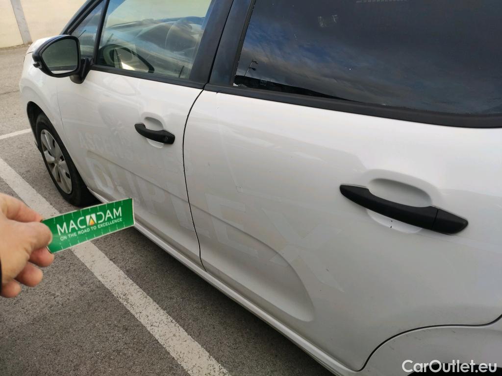  Citroen  C3 CITROEN  / 2016 / 5P / berlina comercial BlueHDi 73KW (100CV) S&S Comercial #2