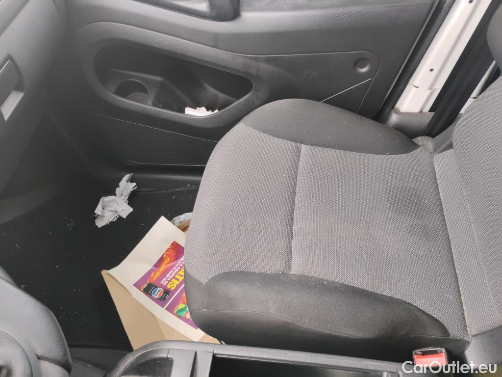  Peugeot  Partner PEUGEOT  VU 4p 2G furgón derivado de Furgón Confort PackL2 BlueHDi 73KW (100) #21