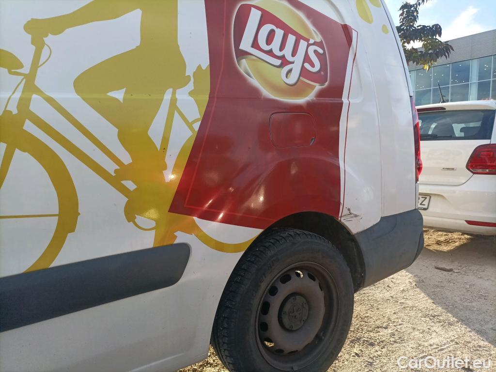  Peugeot  Partner PEUGEOT  VU 4p 2G furgón derivado de Furgón Confort PackL2 BlueHDi 73KW (100) #3