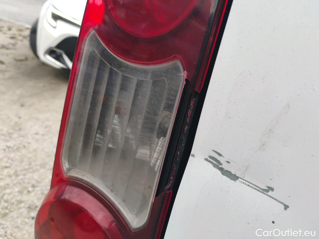  Peugeot  Partner PEUGEOT  VU 4p 2G furgón derivado de Furgón Confort PackL2 BlueHDi 73KW (100) #10