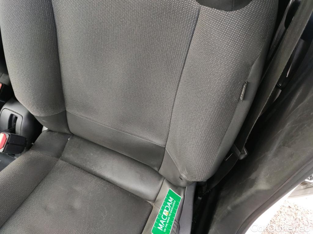  Citroen  C3 CITROEN  / 2016 / 5P / berlina comercial BlueHDi 73KW (100CV) S&S Comercial #10