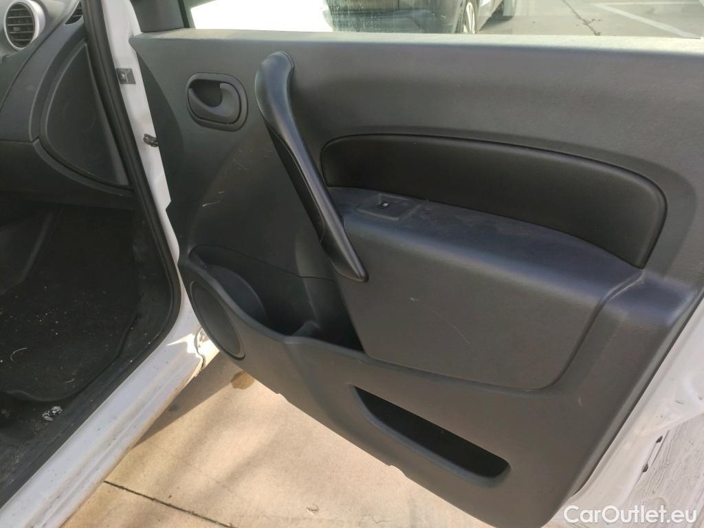  Renault  Kangoo RENAULT  Furgón/2013/3P/furgón derivado de turismo Profesional Blue dCi 70kW (95CV) #22